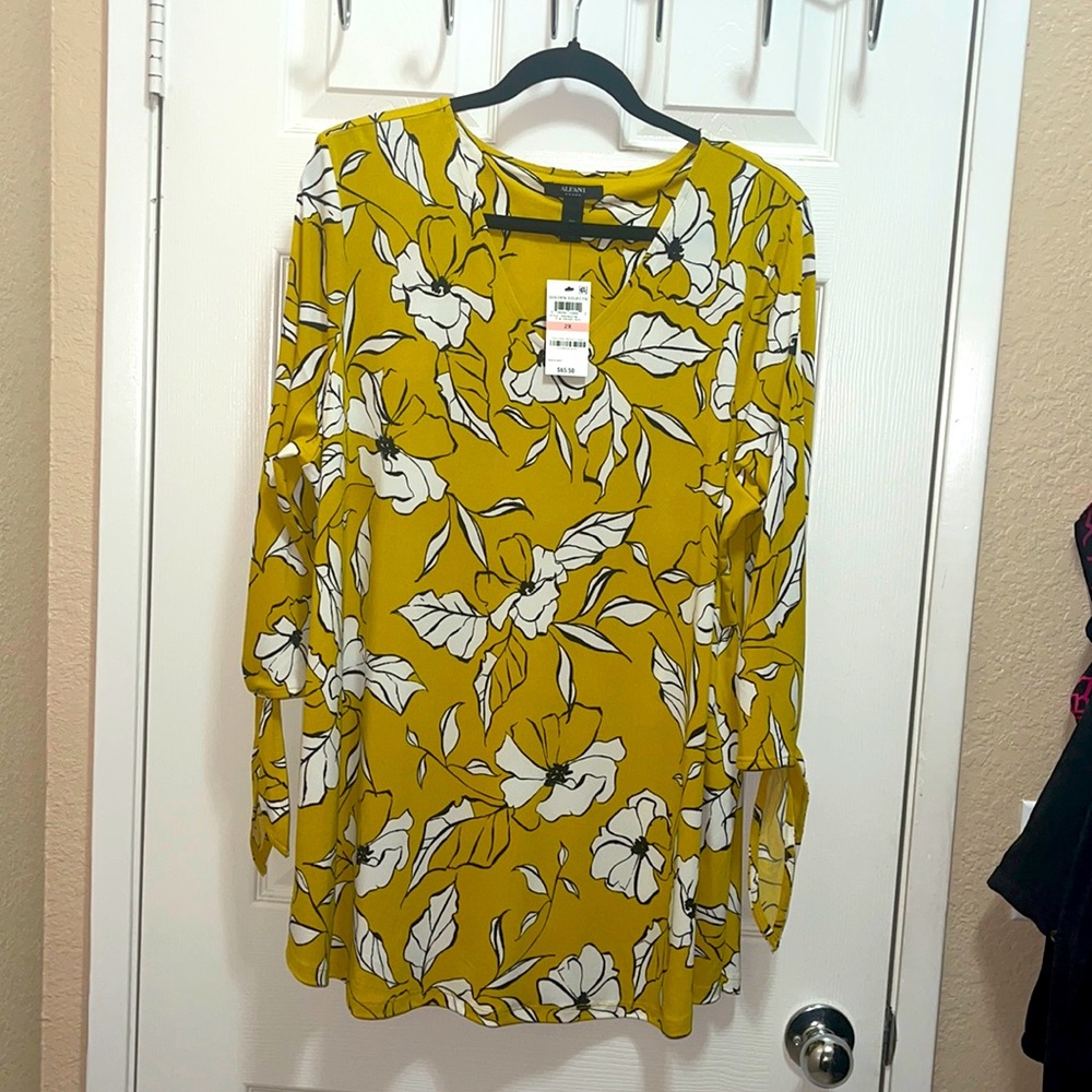 Alfani Stretch floral pattern in white and yellow .
